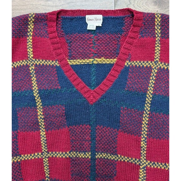 Neiman Marcus Women’s Hand Knit 100% Wool Sweater Plaid Check V-Neck Size M Vtg. - Picture 2 of 5